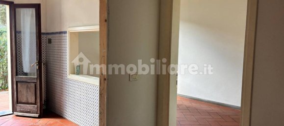 3 bedrooms House in Empoli, Italy No. 16554 9