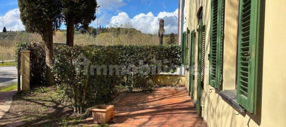 3 bedrooms House in Empoli, Italy No. 16554 22