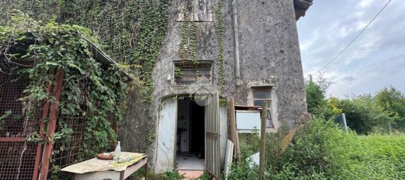 5 bedrooms House in Volpago del Montello, Italy No. 332341 8