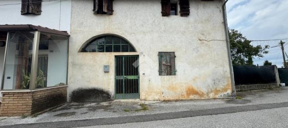 5 bedrooms House in Volpago del Montello, Italy No. 332341 33