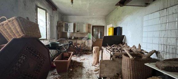 5 bedrooms House in Volpago del Montello, Italy No. 332341 11