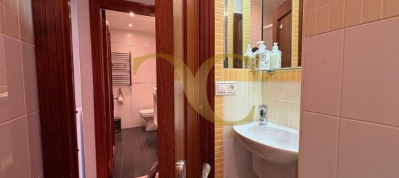 Apartamento de 2 dormitorios en Gijón, Spain No. 172726 6