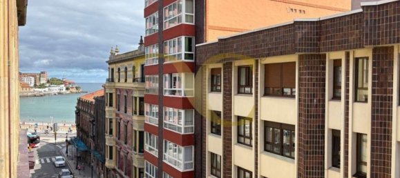 Apartamento de 2 dormitorios en Gijón, Spain No. 172726 11