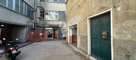 Lagerhaus in Genoa, Italy 65m², Nr. 257649 9