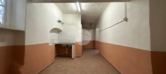 Lagerhaus in Genoa, Italy 65m², Nr. 257649 4