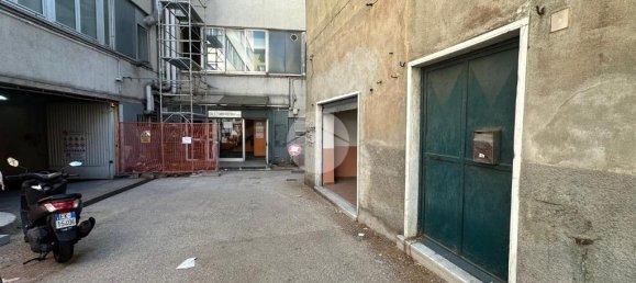 Lagerhaus in Genoa, Italy 65m², Nr. 257649 36