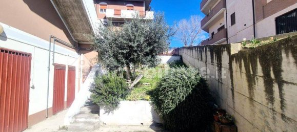 4 chambres Appartement à Penne, Italy No. 35014 24