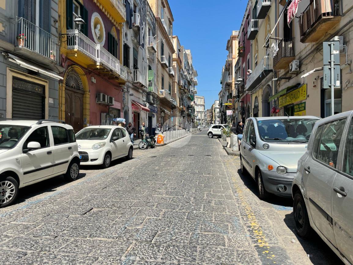 6غرفة شقة في Torre del Greco, Italy رقم 5168