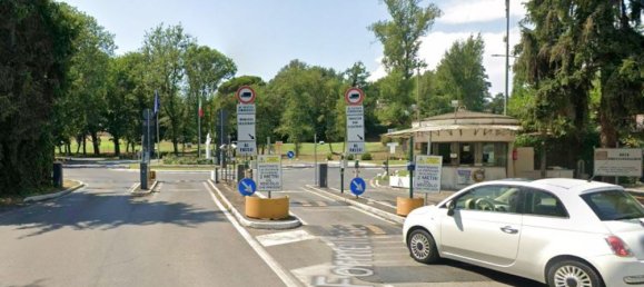 3 bedrooms Apartment in Rome, Italy No. 332032 8