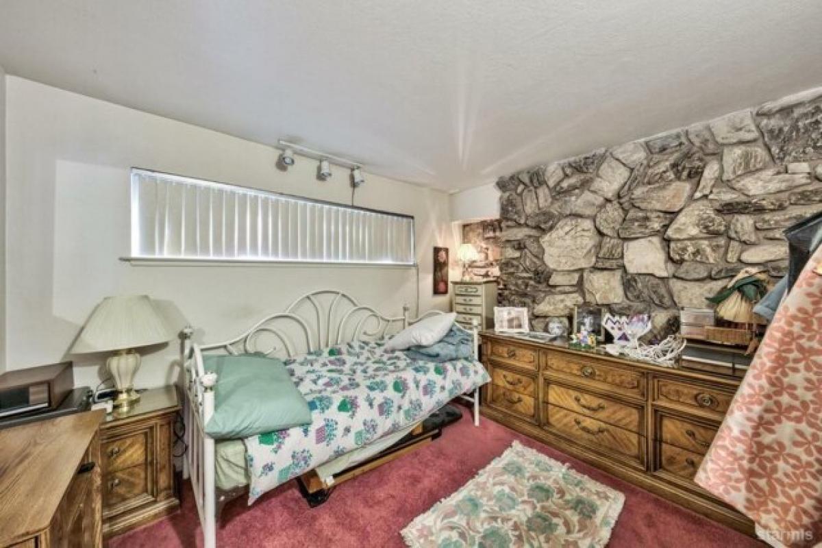 4 bedrooms House in South Lake Tahoe, USA No. 393992