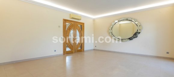 Вилла с 4 спальнями в Лоле, Португалия № 127810 9