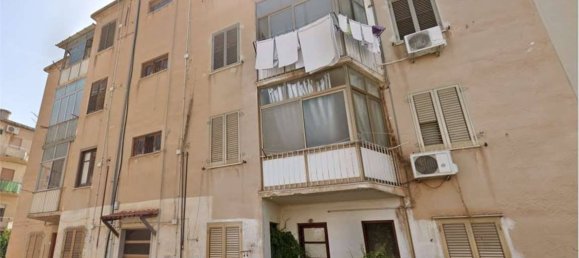 2 bedrooms Apartment in Trapani, Italy No. 220488 2