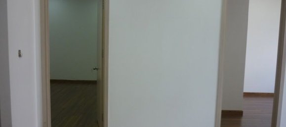 Квартира с 2 спальнями в Намтыльем, Вьетнам № 3664 3