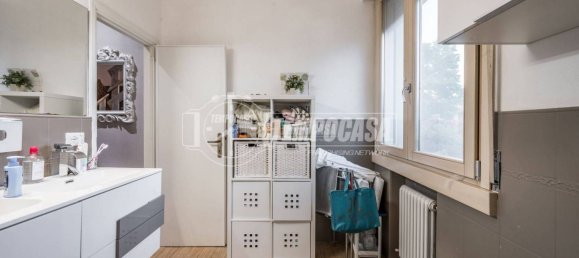 3 bedrooms House in Modena, Italy No. 333300 11