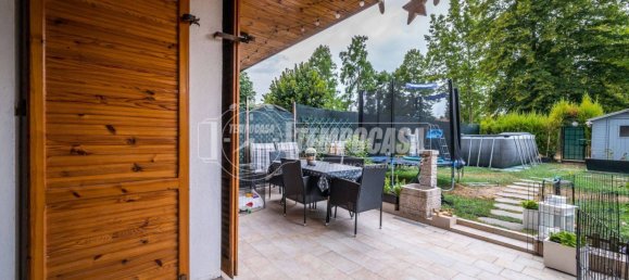 3 bedrooms House in Modena, Italy No. 333300 14