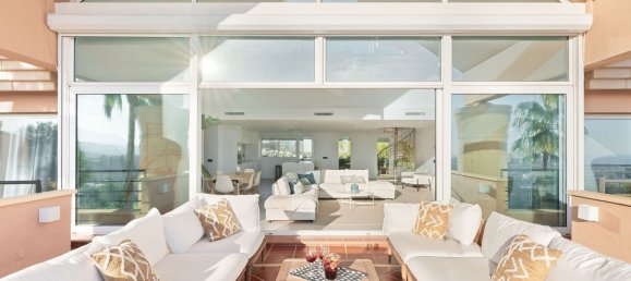 3 bedrooms Penthouse in Marbella, Spain No. 133949 28