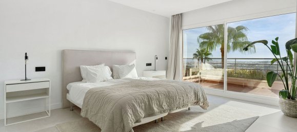 3 bedrooms Penthouse in Marbella, Spain No. 133949 14