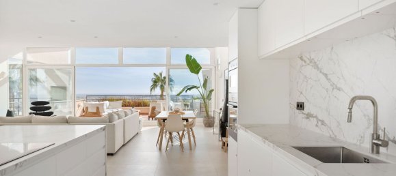 3 bedrooms Penthouse in Marbella, Spain No. 133949 12