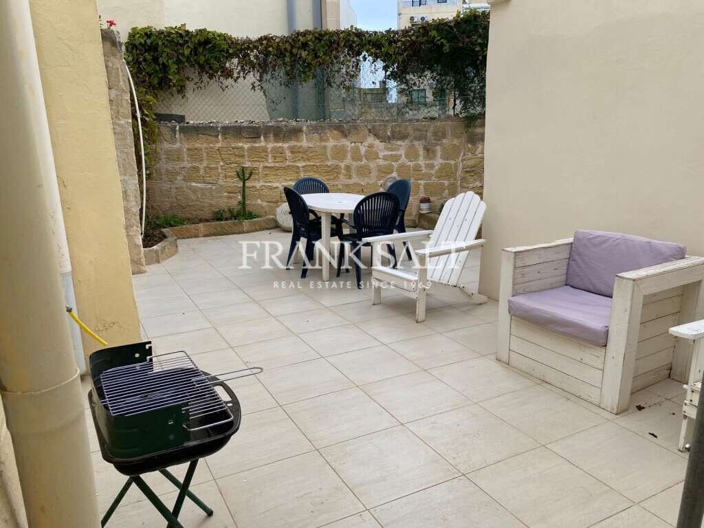 2 bedrooms Maisonette in Saint Julian's, Malta No. 11371