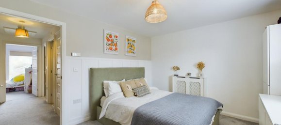 3 bedrooms House in Bordon, United Kingdom No. 13805 10