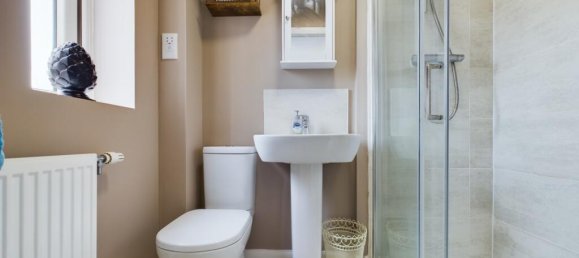 3 bedrooms House in Bordon, United Kingdom No. 13805 11