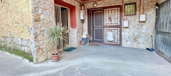 3 rooms Apartment in Calvizzano, Italy No. 136542 14
