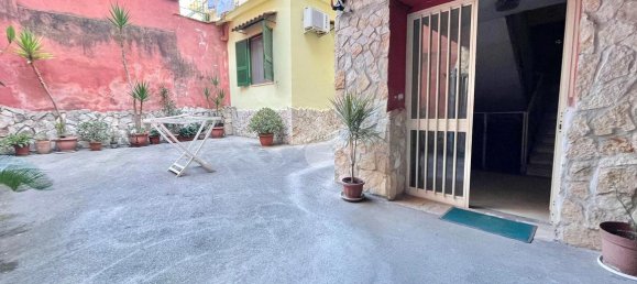 3 rooms Apartment in Calvizzano, Italy No. 136542 12