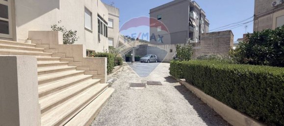 3 bedrooms Apartment in Valderice, Italy No. 337980 3