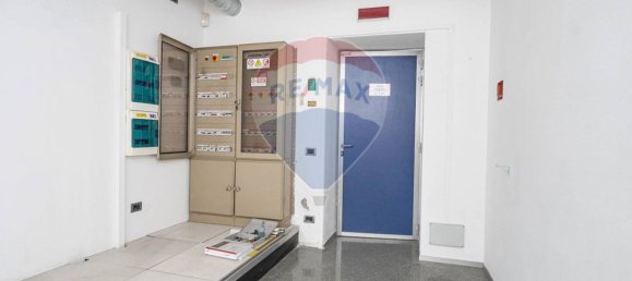 5-salle Propriété commerciale à Mapello, Italy No. 311667 9