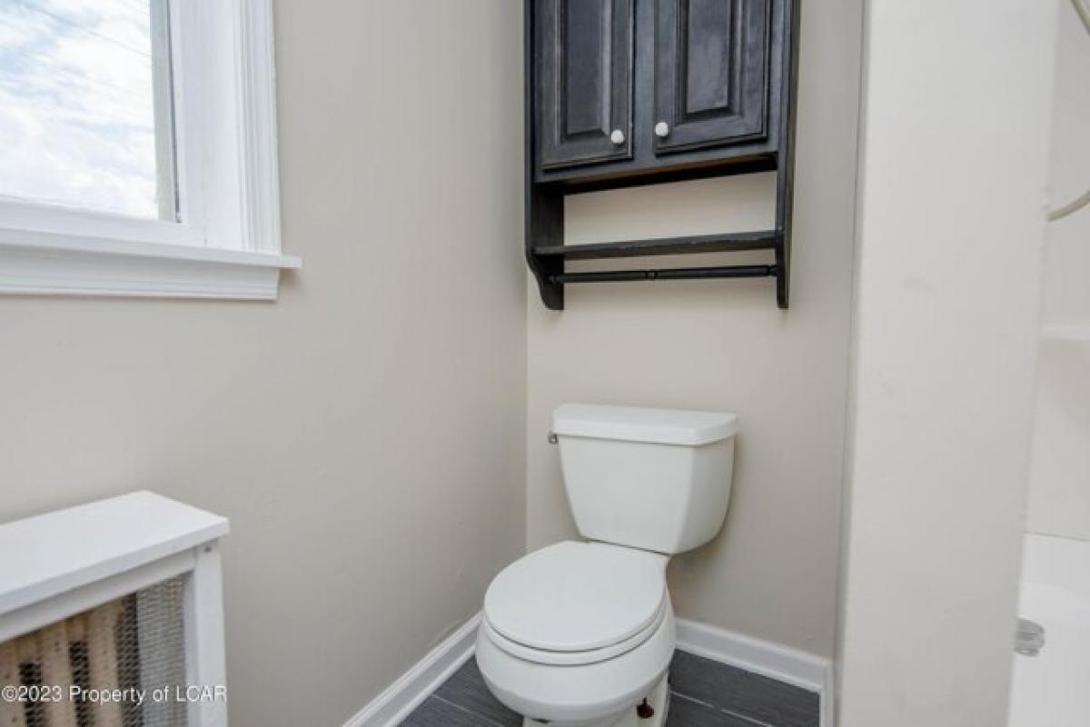 Дом с 5 спальнями в Олд Фордж, США № 421925