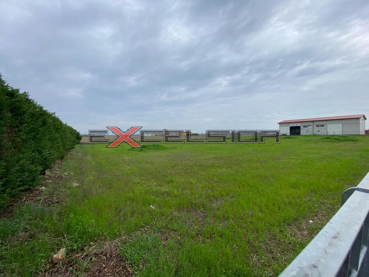 3000m² Land in Adria, Italy No. 120933