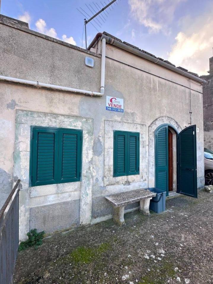 3 rooms House in Palazzolo Acreide, Italy No. 66356