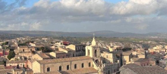 3 rooms House in Palazzolo Acreide, Italy No. 66356 9