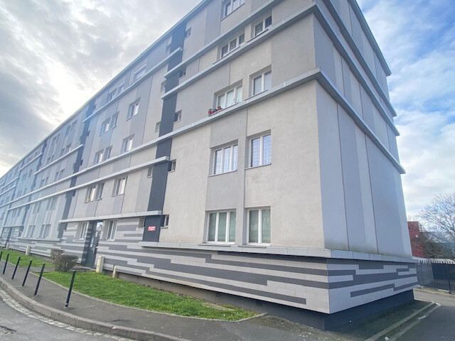 1 bedroom Apartment in Bobigny, France No. 181136