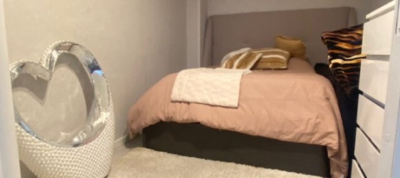 1 bedroom Apartment in Bobigny, France No. 181136 6