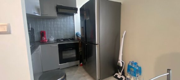 1 bedroom Apartment in Bobigny, France No. 181136 4