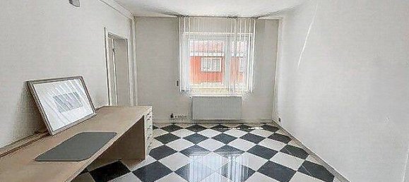 بناية في Pirmasens, Germany 1020متر مربع رقم 360430 10