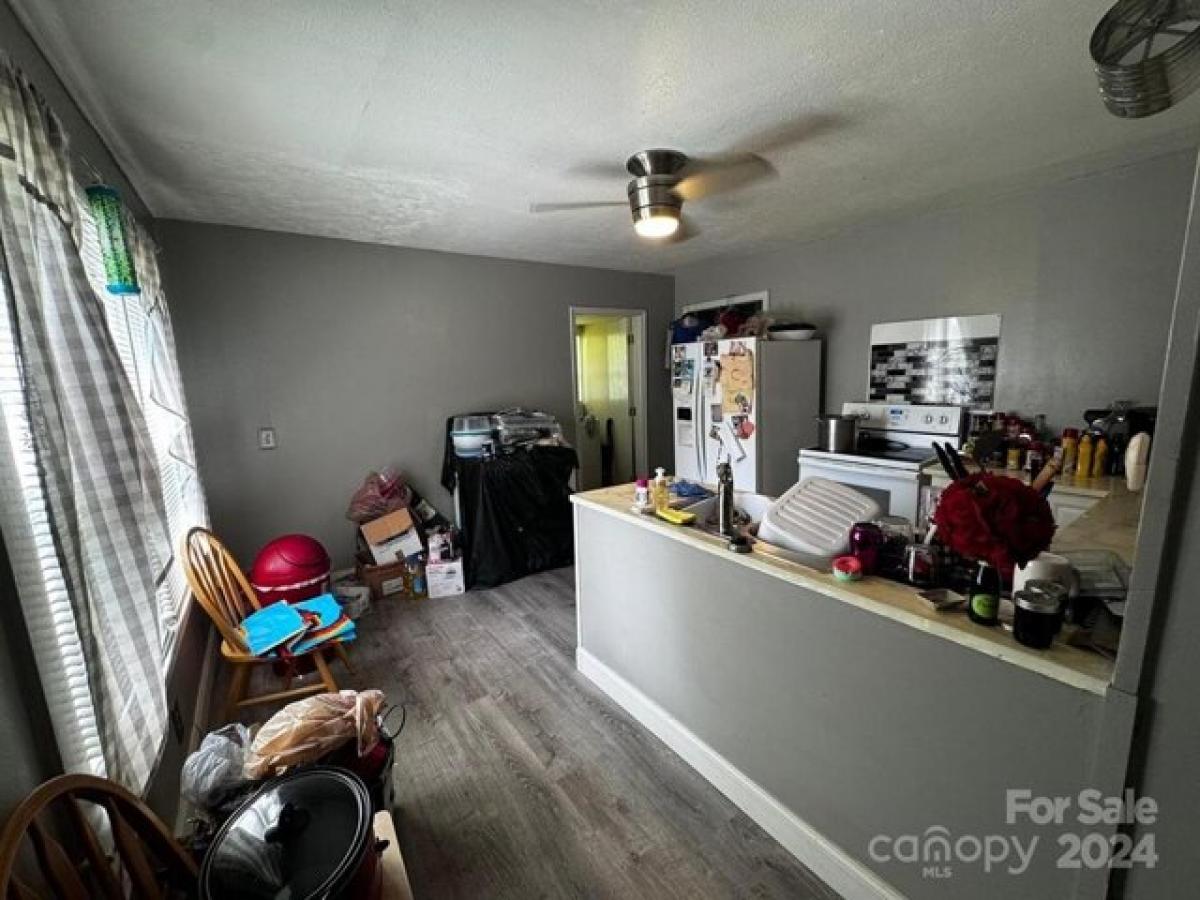 3 bedrooms House in Hendersonville, USA No. 392484