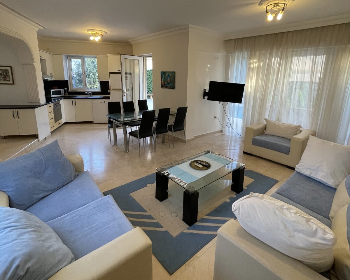 Villa 3+1 in Serik, Turkey No. 34189