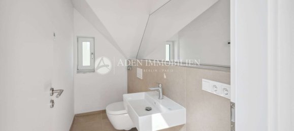 Apartamento de 2 dormitorios en Oberschoneweide, Germany No. 348176 19