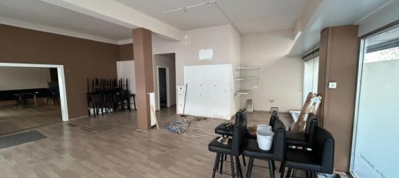 Propriété commerciale à Zistersdorf, Austria 195m² No. 141338 5