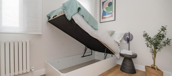 2 bedrooms Apartment in Madrid, Spain No. 82339 23