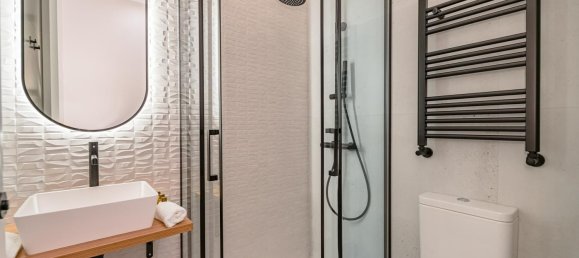 2 bedrooms Apartment in Madrid, Spain No. 82339 15