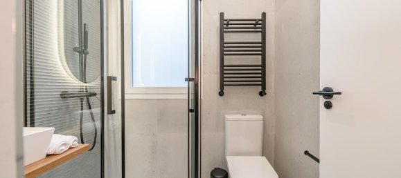 2 bedrooms Apartment in Madrid, Spain No. 82339 9