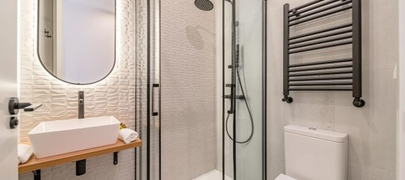 2 bedrooms Apartment in Madrid, Spain No. 82339 13