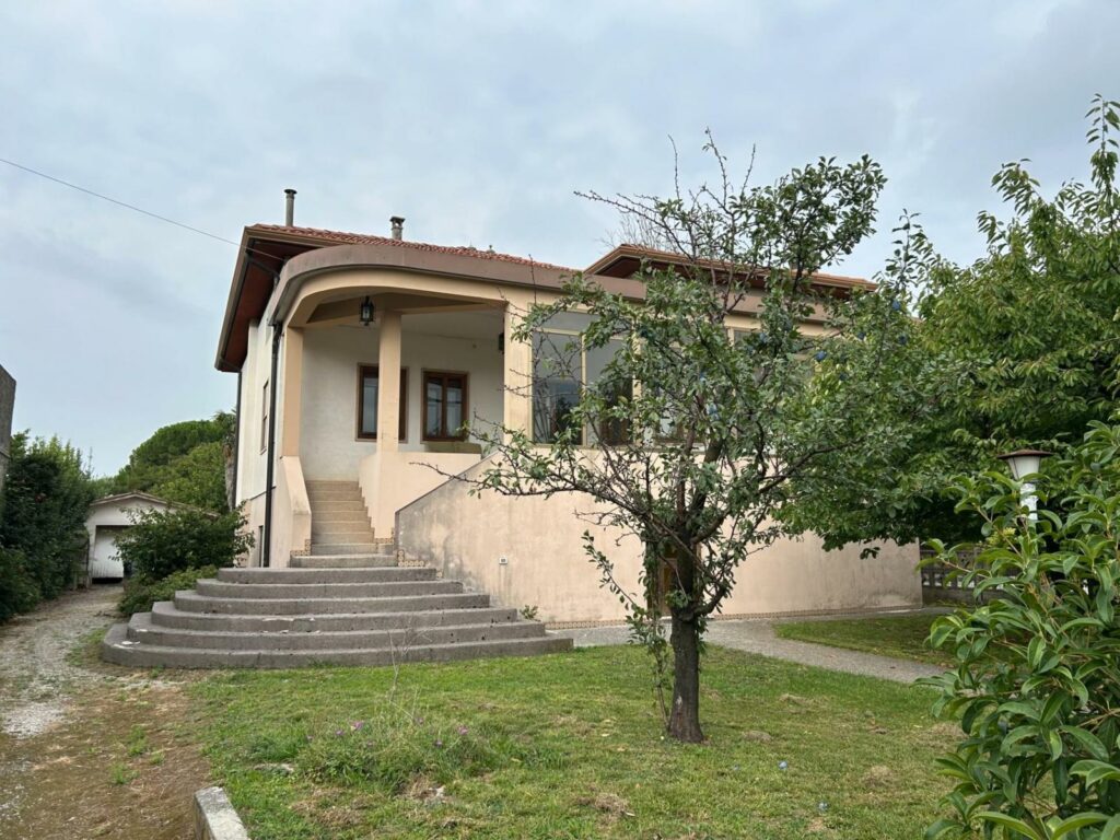 3 chambres Maison à Udine, Italy No. 353865