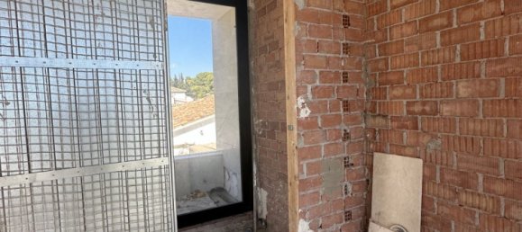 4 bedrooms Villa in Nueva Andalucia, Spain No. 16311 20