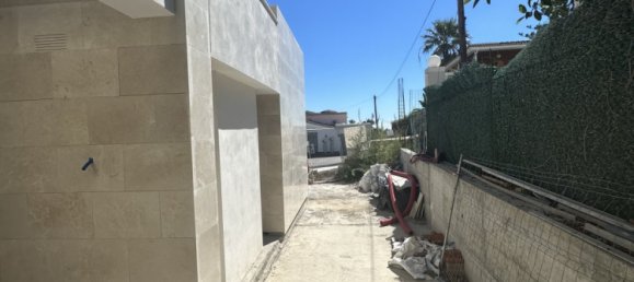 4 bedrooms Villa in Nueva Andalucia, Spain No. 16311 4