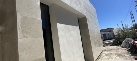 4 bedrooms Villa in Nueva Andalucia, Spain No. 16311 6