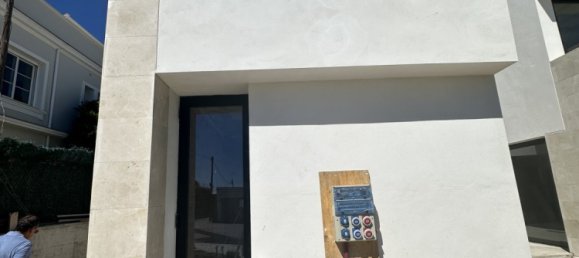 4 bedrooms Villa in Nueva Andalucia, Spain No. 16311 3